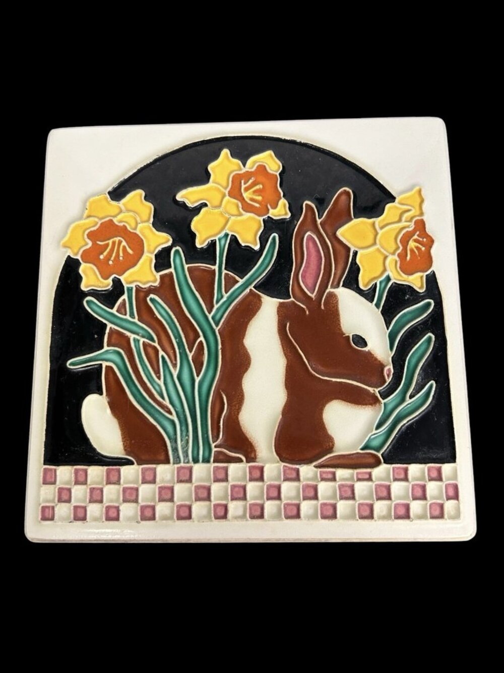 Vintage Cindy Wallace Tube lined Ceramic Art Tile Art Nouveau Rabbit Daffodil 7"